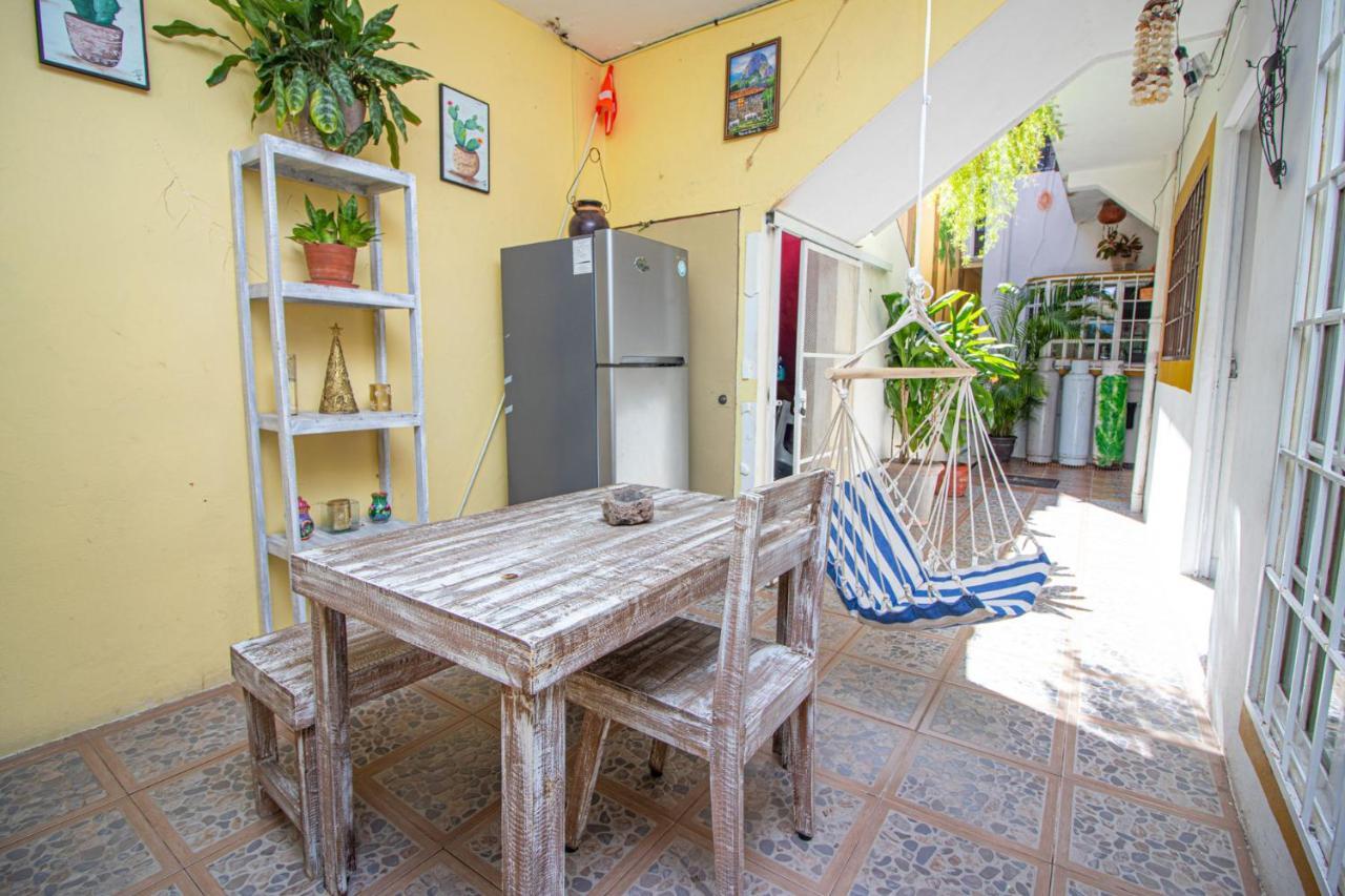 La Casa Del Almendro Hotel Плая дел Кармен Екстериор снимка