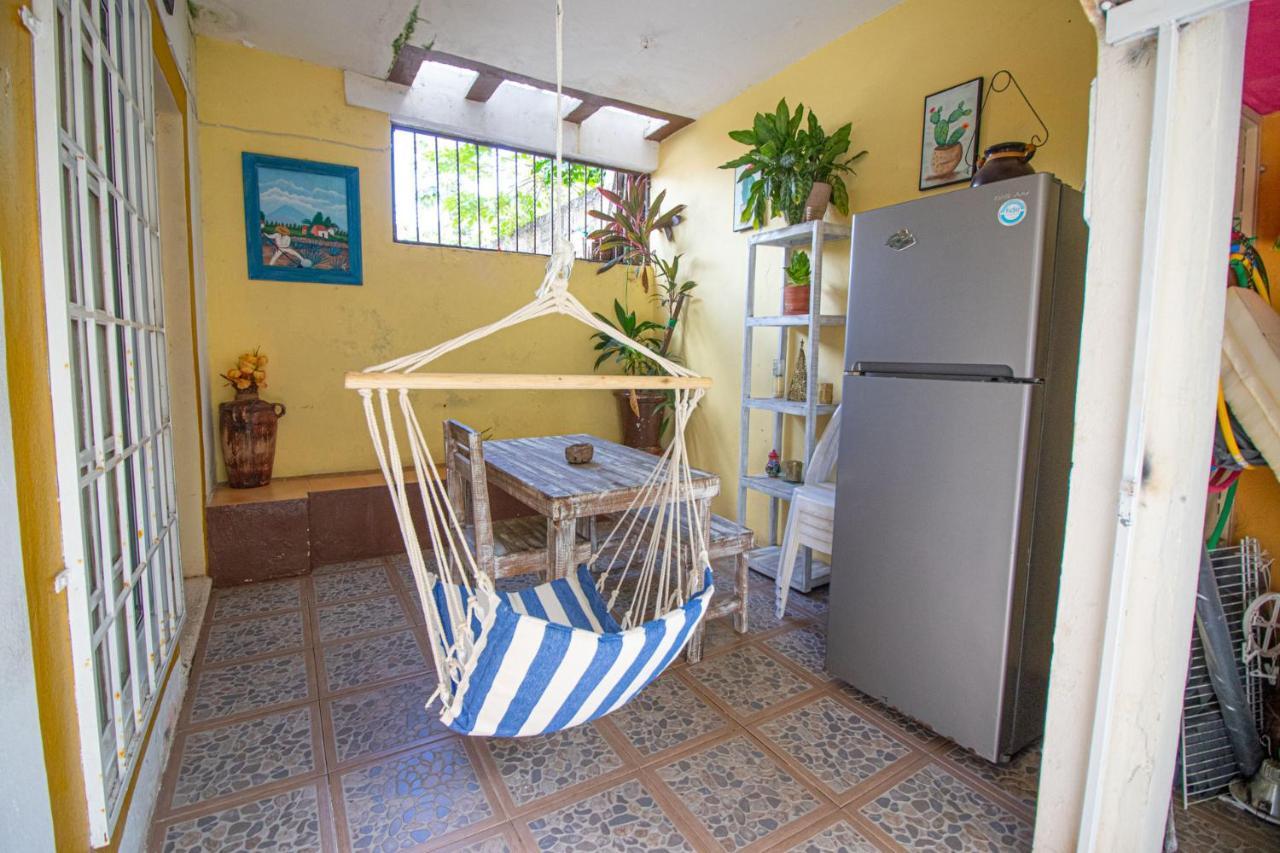 La Casa Del Almendro Hotel Плая дел Кармен Екстериор снимка