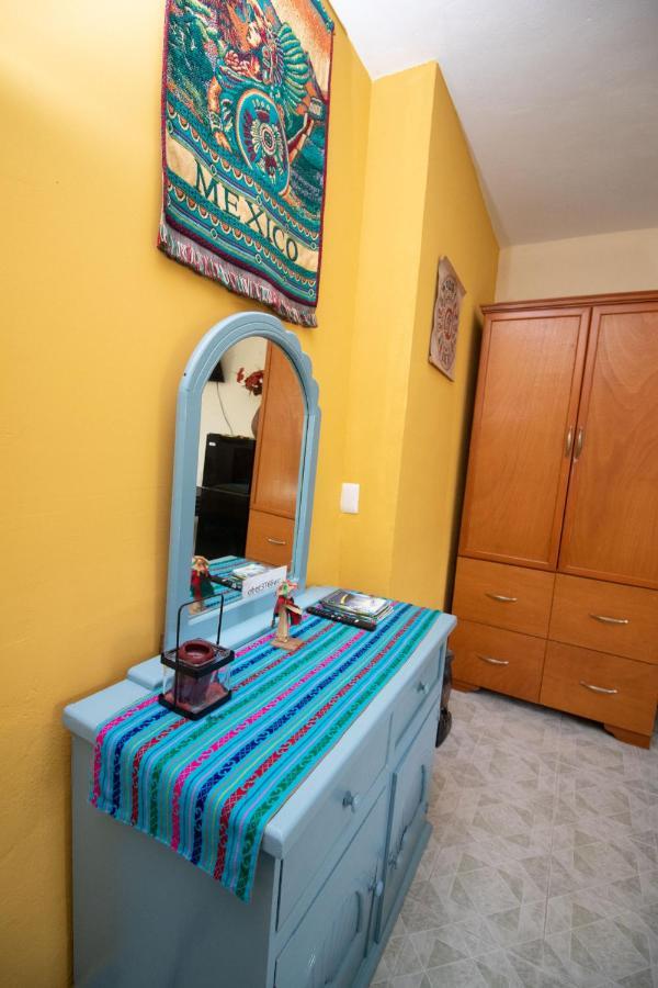 La Casa Del Almendro Hotel Плая дел Кармен Екстериор снимка